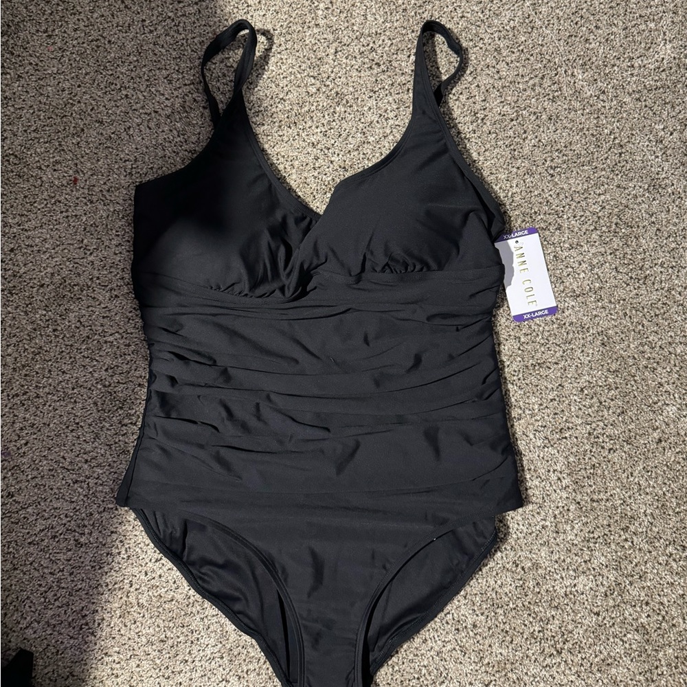 Xxl bathing suit. New with tags